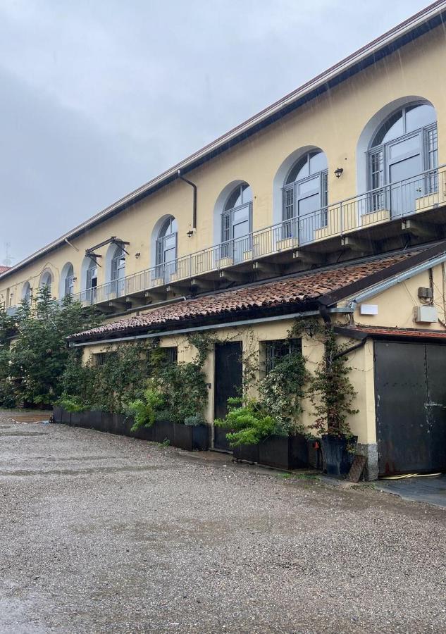 Officina Suites - Apartment , Navigli, Bocconi, Movida, Porta Ticinese 米兰 外观 照片